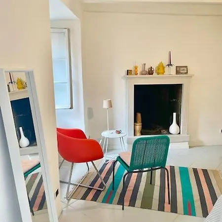 Hébergement de vacances Casa Curie 17 In Borgo Storico
