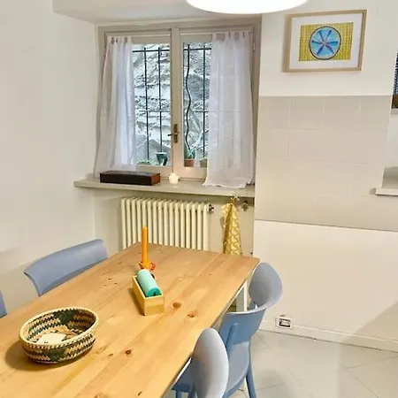 Casa Curie 17 In Borgo Storico Moltrasio